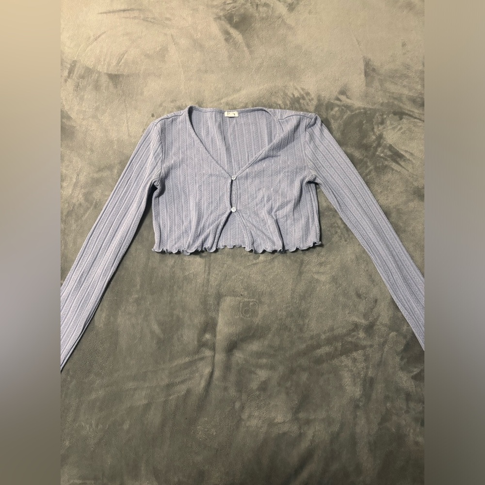 Garage cropped long sleeve